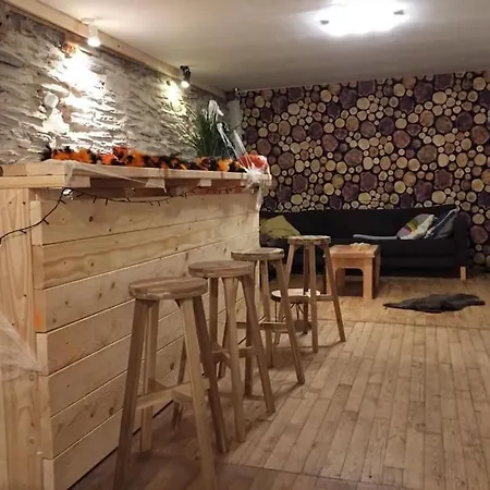 Holiday home Chez Le Roi Du Bois *
