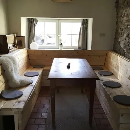 Chez Le Roi Du Bois Holiday home